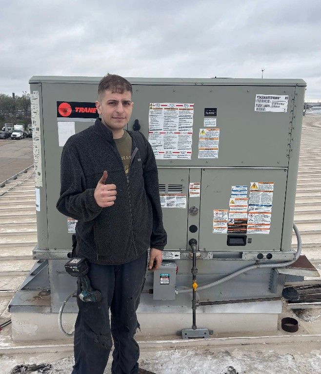 Northstar HVAC & Refrigeration Inc. servicing a Chicago commercial building